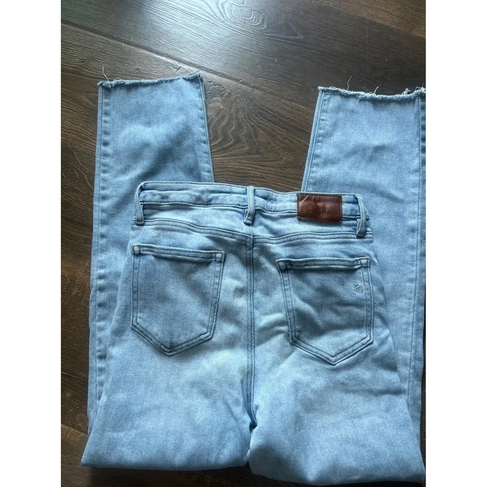 Hidden Jeans‎ Los Angeles Distressed Straight Leg Light Wash Raw Hem size 28